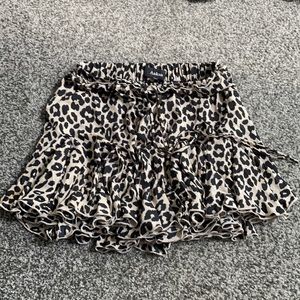 Leopard skirt